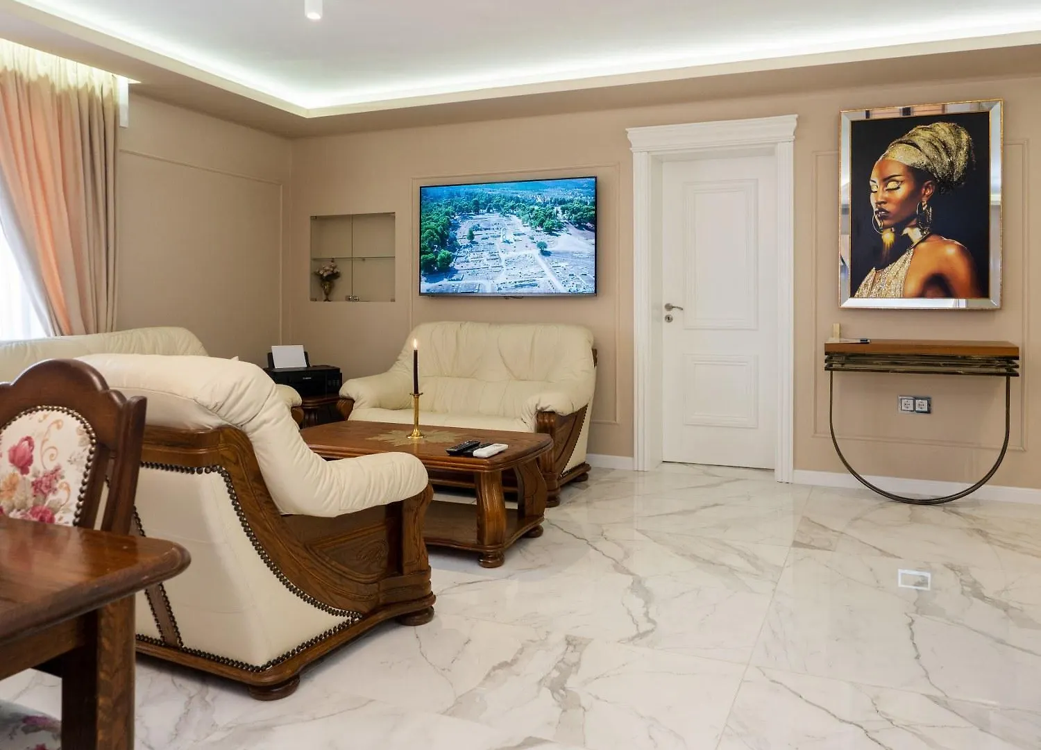 Paradise Center Premium Suite 1 София